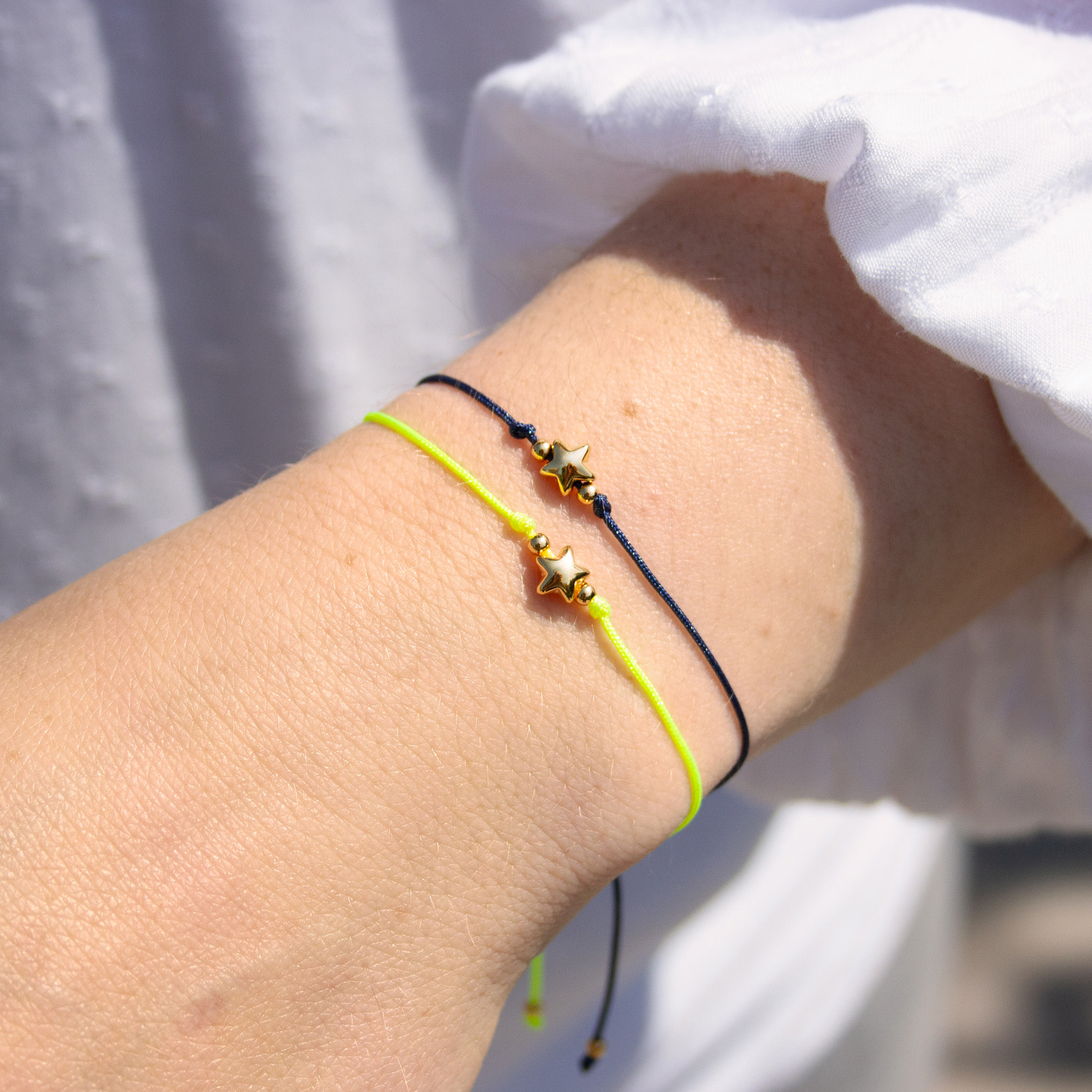 Armband auf Karte