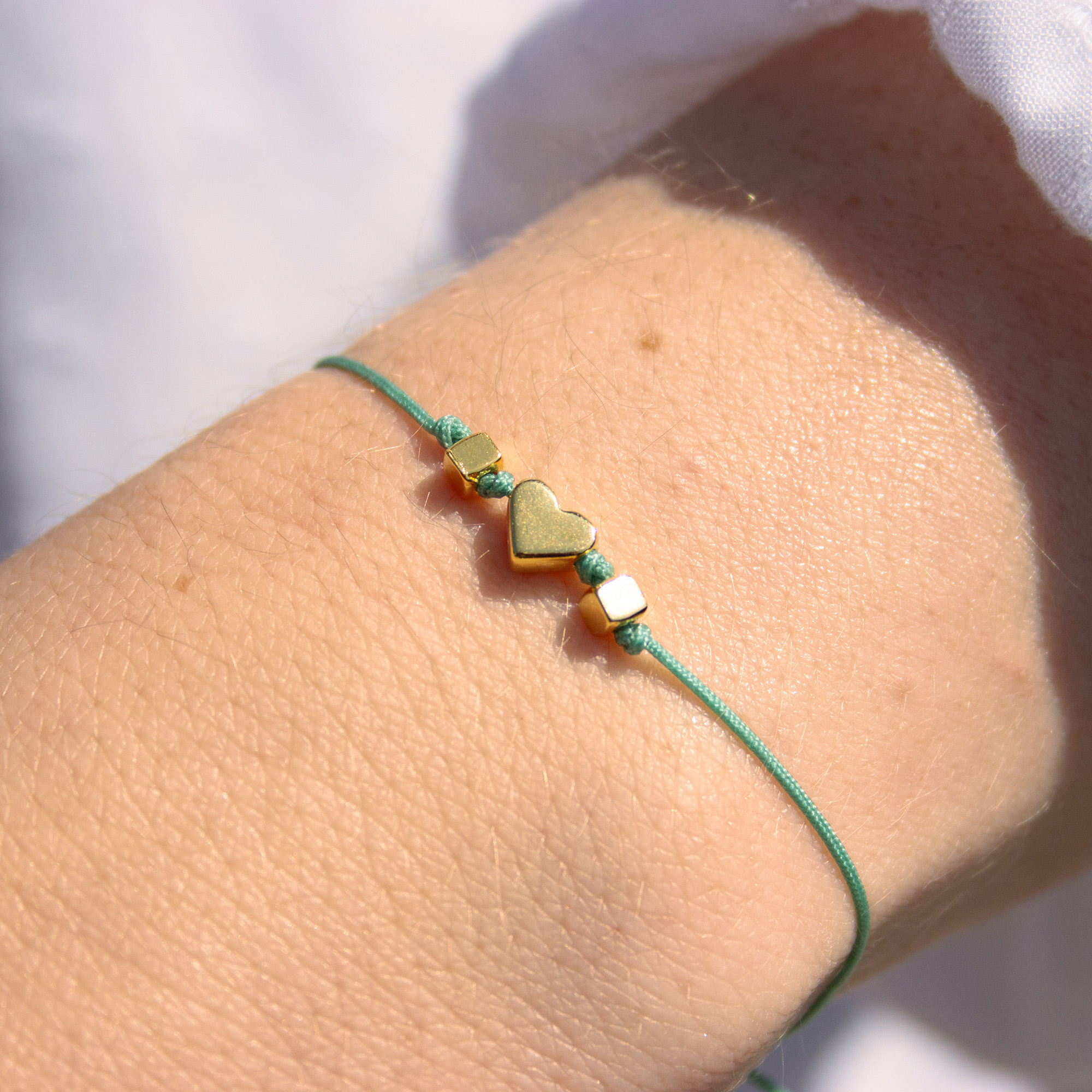 Armband auf Karte