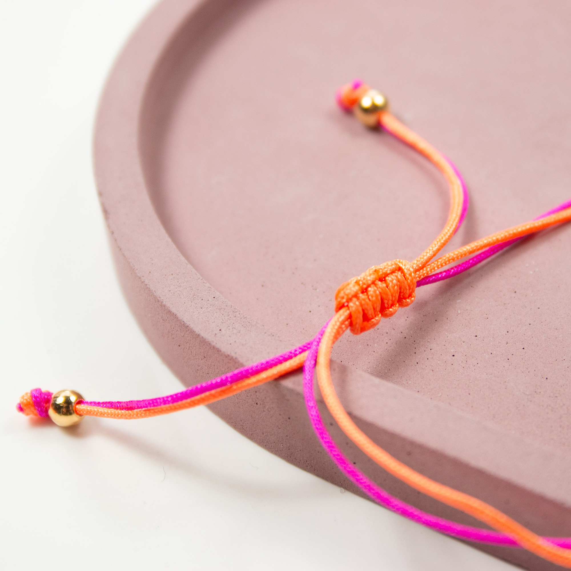Armband auf Karte