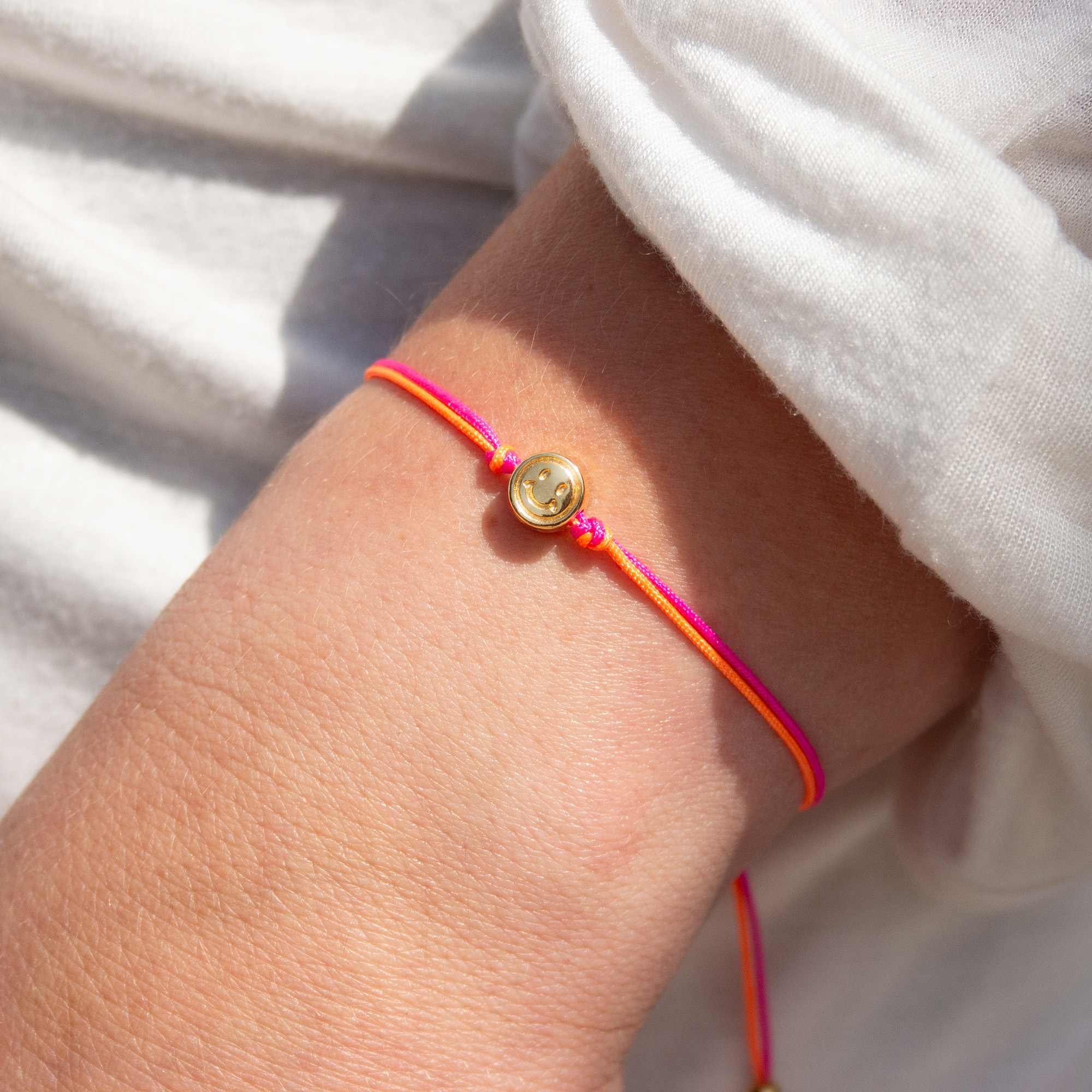 Armband auf Karte