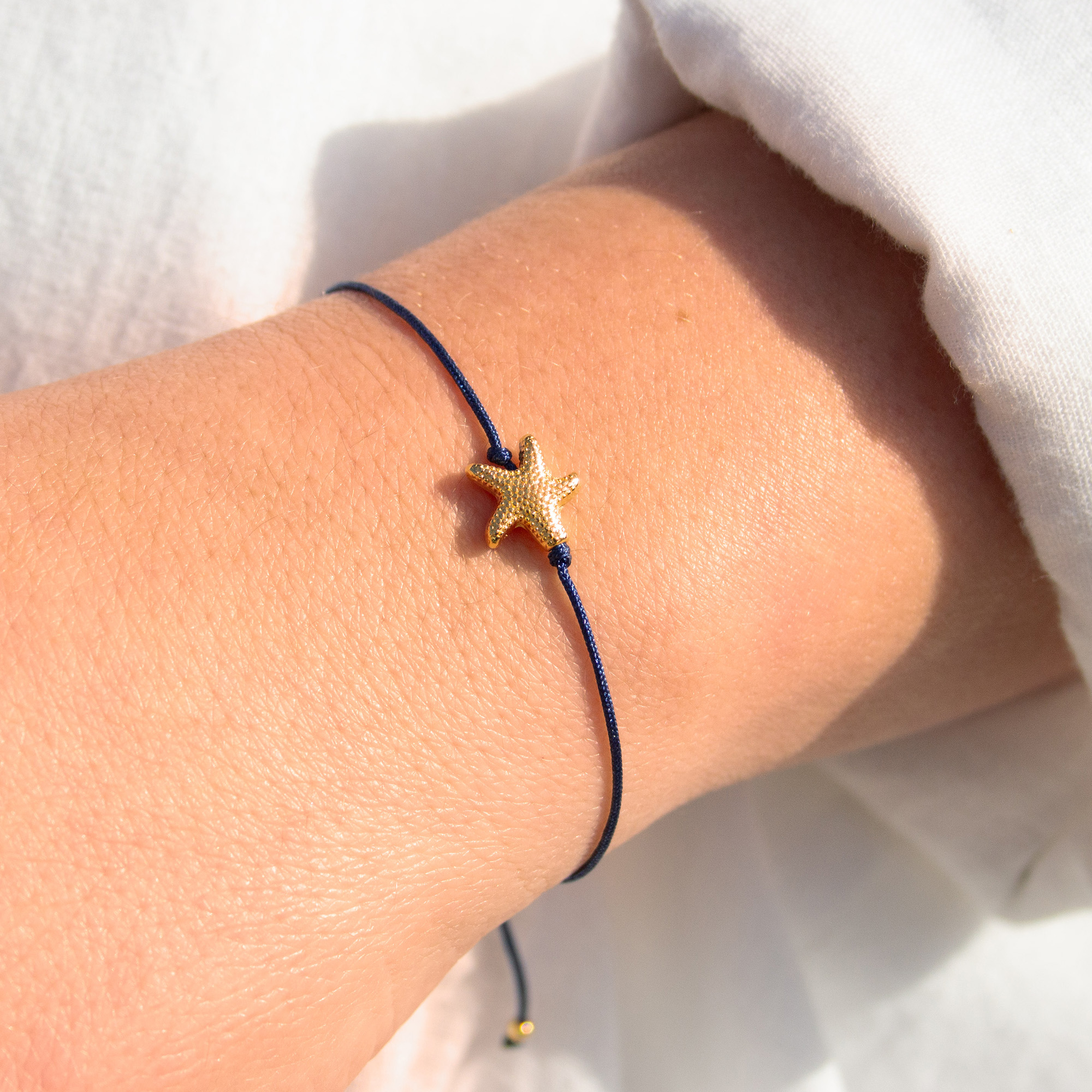 Armband auf Karte