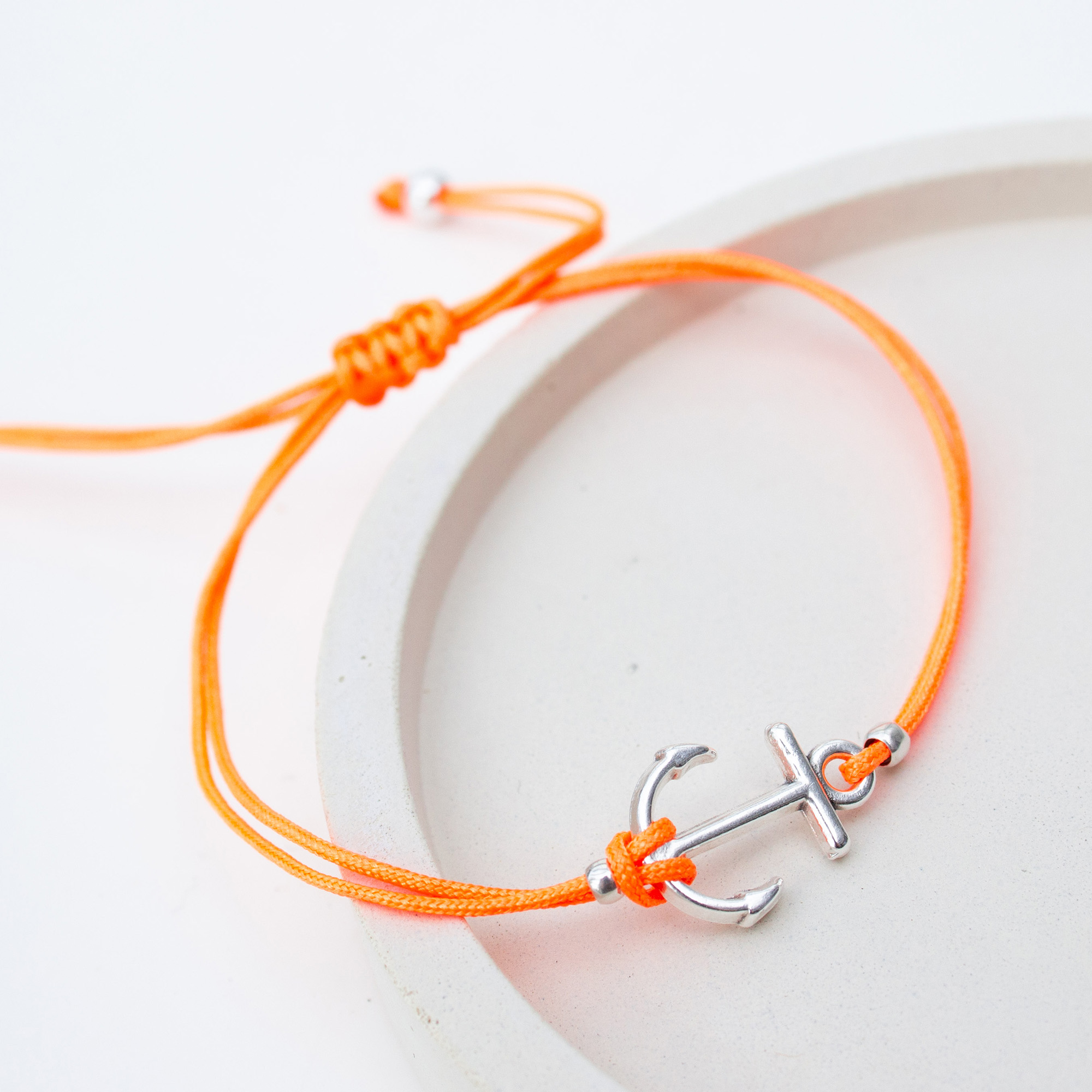 Armband auf Karte
