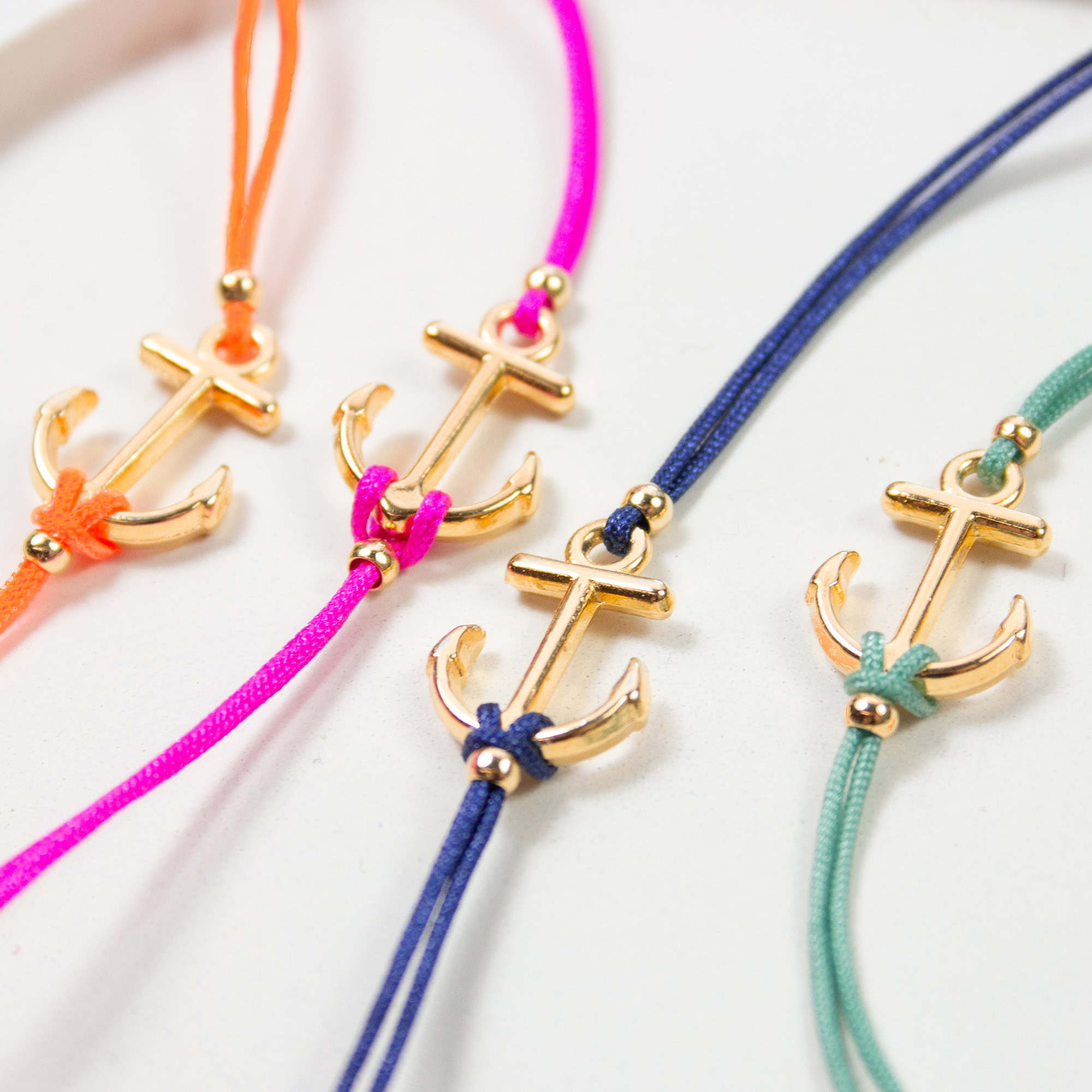 Armband auf Karte